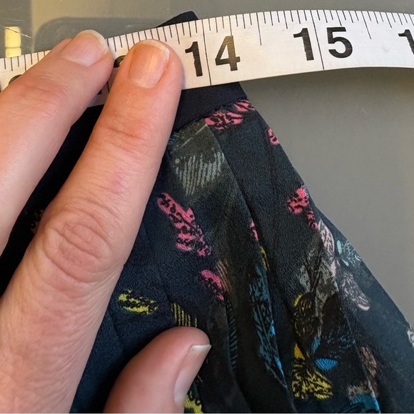 Banana Republic Blue Black knee length A-Line Pleated floral lace Skirt size XS - Picture 8 of 9